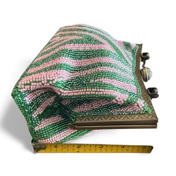 NWOT Vintage Style Seed Beaded Evening Bag Pink Green With Chain Strap - Picture 4 of 7